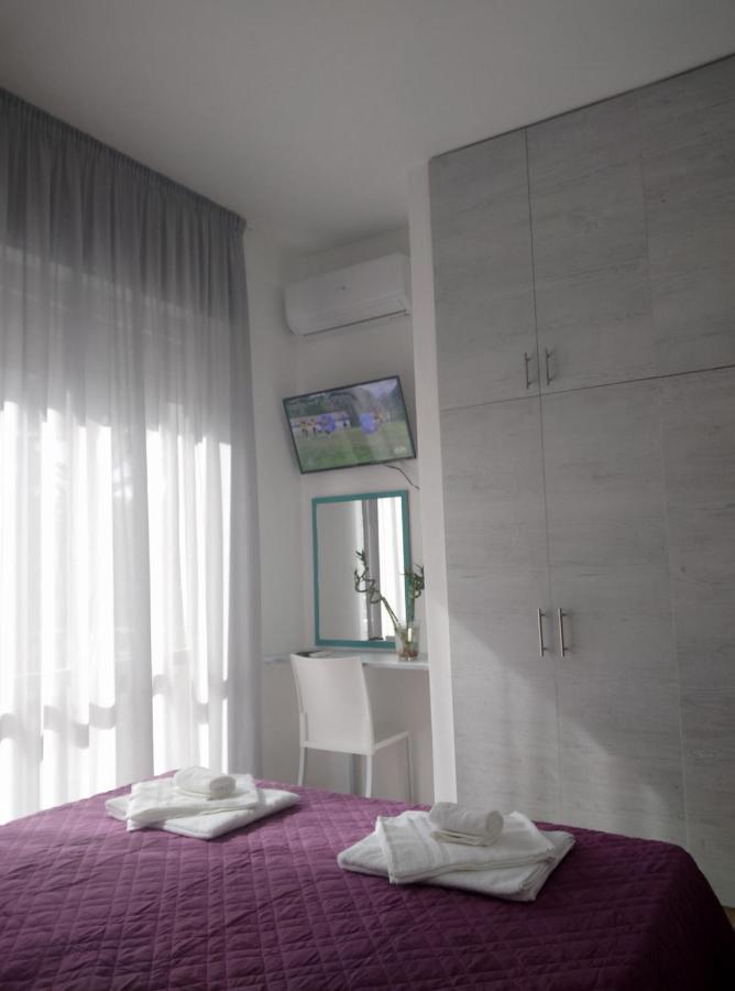 Hotel Madonna Del Pino Cervia Exterior photo