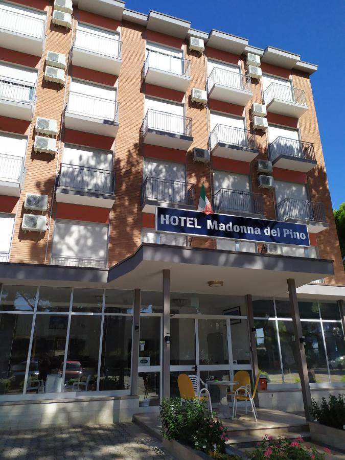 Hotel Madonna Del Pino Cervia Exterior photo