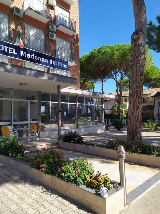 Hotel Madonna Del Pino Cervia Exterior photo